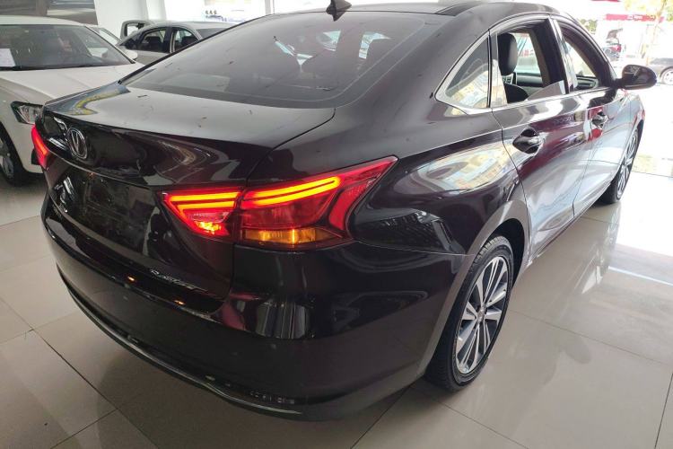 Used CHANGAN Raeton CC 2018 1.5T Automatic Haoya Model Guangmang Edition China V Standard Rear Right 45 Deg