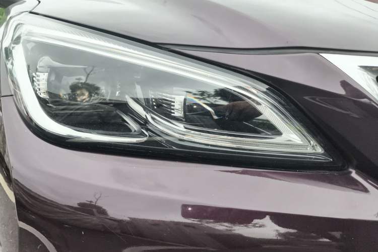 Used CHANGAN Raeton CC 2018 1.5T Manual Luxury Model China V Standard Right Front Headlight