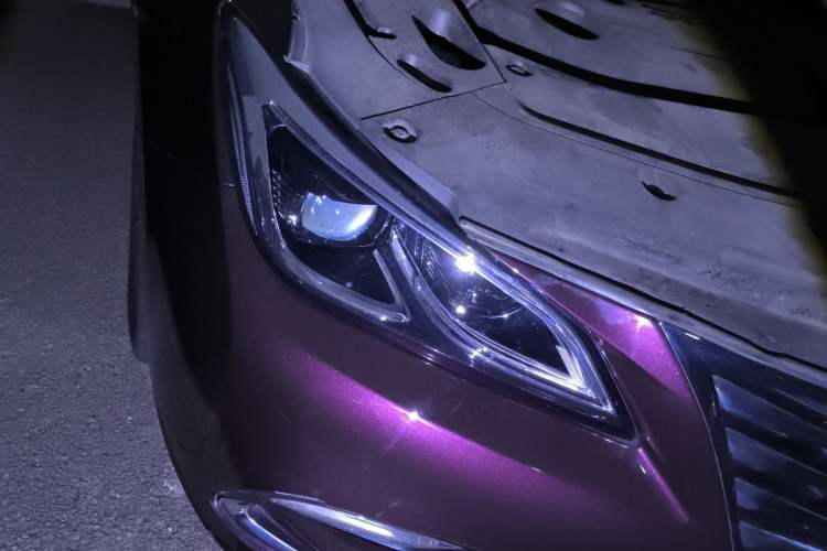 Used CHANGAN Raeton CC 2018 1.5T Automatic Zhiya Model China V Standard Right Front Headlight