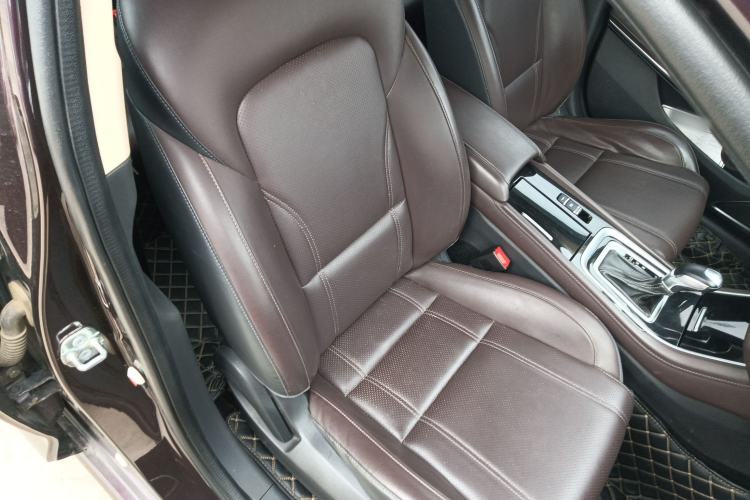 Used CHANGAN Raeton CC 2018 1.5T Automatic Elegant Version China V Standard Right Front Seat