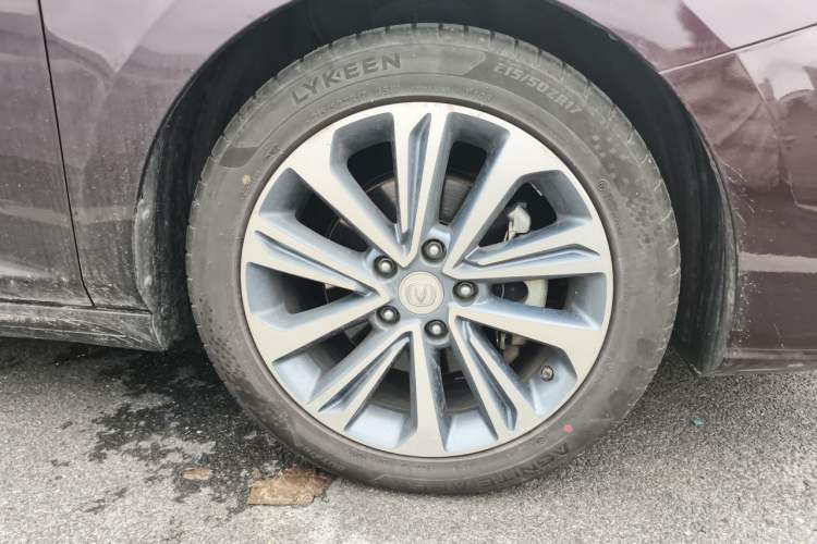 Used CHANGAN Raeton CC 2018 1.5T Manual Luxury Model China V Standard Right Front Wheel Hub