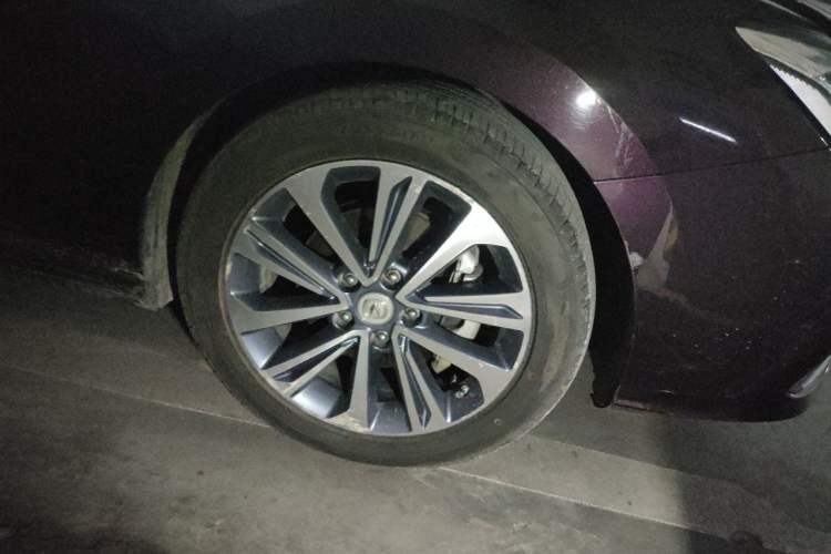 Used CHANGAN Raeton CC 2018 1.5T Automatic Haoya Model China V Standard Right Front Wheel Hub