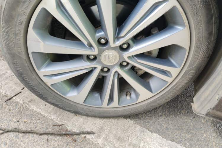 Used CHANGAN Raeton CC 2018 1.5T Automatic Zhiya Model China V Standard Right Front Wheel Hub