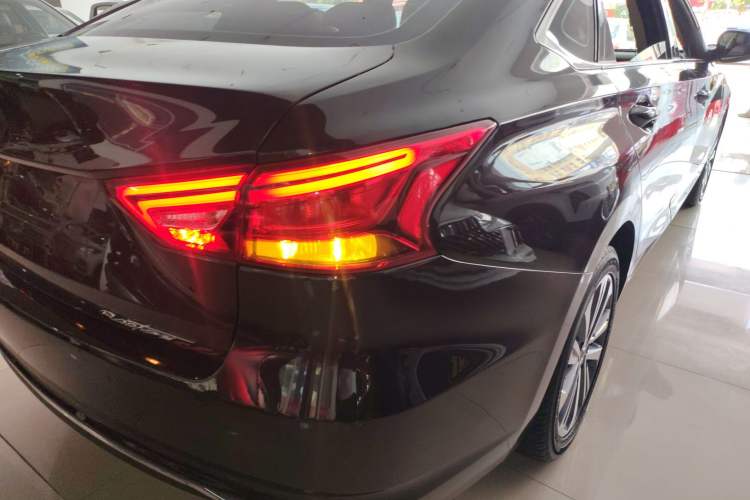 Used CHANGAN Raeton CC 2018 1.5T Automatic Haoya Model Guangmang Edition China V Standard Right Rear Taillight