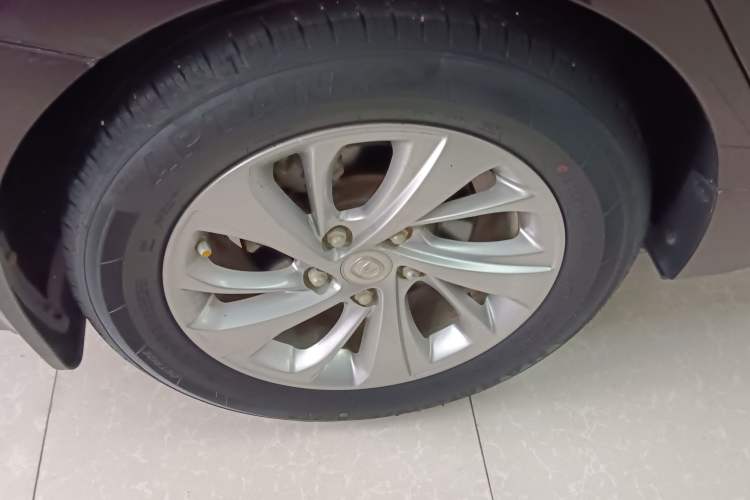 Used CHANGAN Raeton CC 2018 1.5T Manual Elegant Model China V Standard Right Rear Wheel Hub