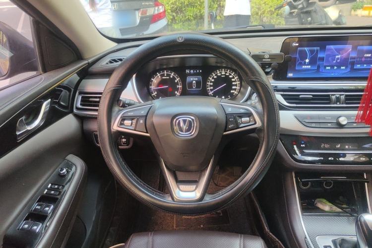 Used CHANGAN Raeton CC 2018 1.5T Automatic Haoya Model China V Standard Steering Wheel