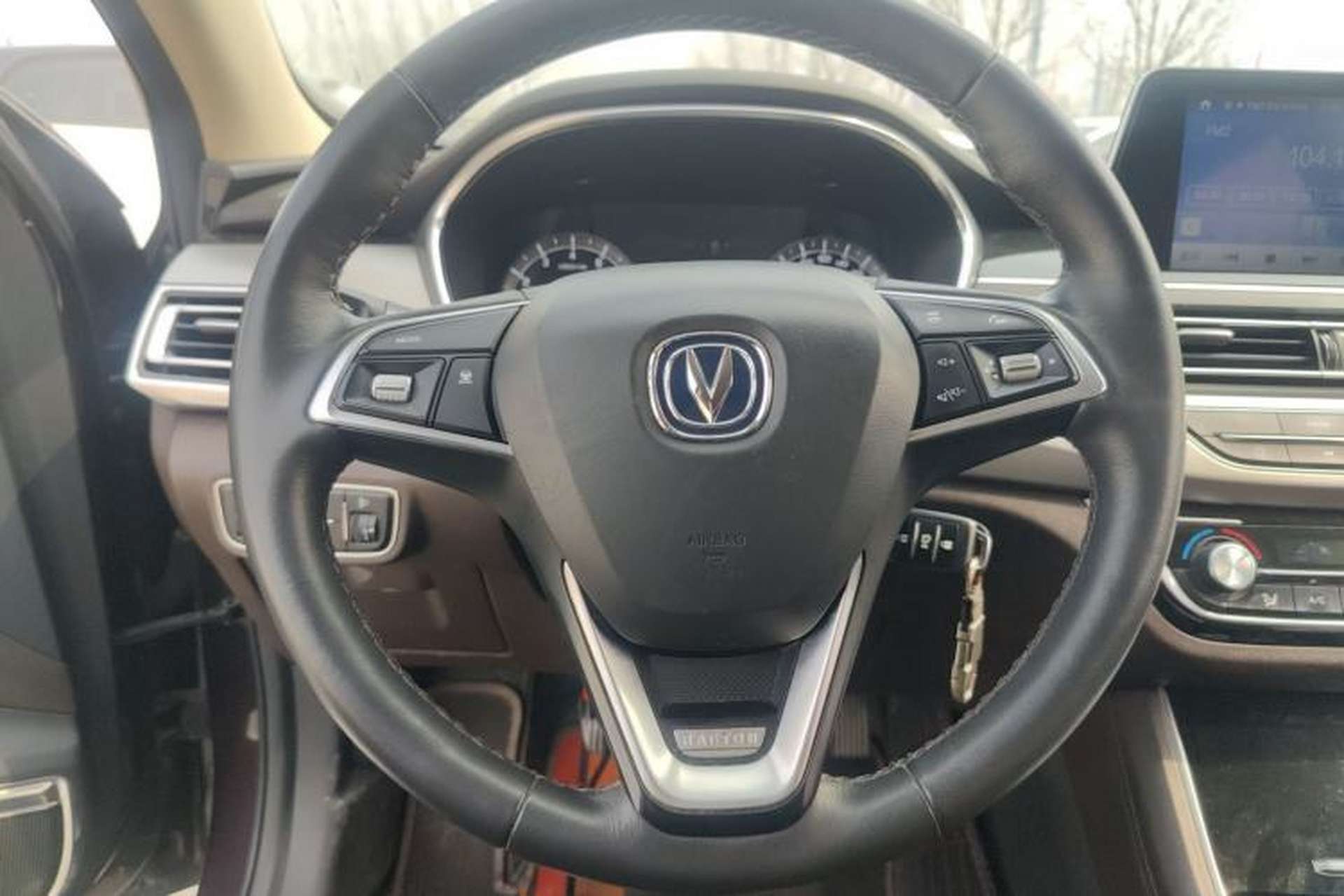 Used CHANGAN Raeton CC 2018 1.5T Manual Elegant Model China V Standard Steering Wheel