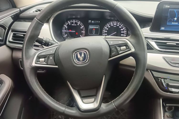 Used CHANGAN Raeton CC 2018 1.5T Automatic Haoya Model Guangmang Edition China V Standard Steering Wheel