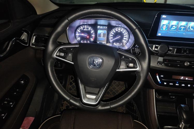 Used CHANGAN Raeton CC 2018 1.5T Automatic Haoya Model Guangmang Edition China V Standard Steering Wheel