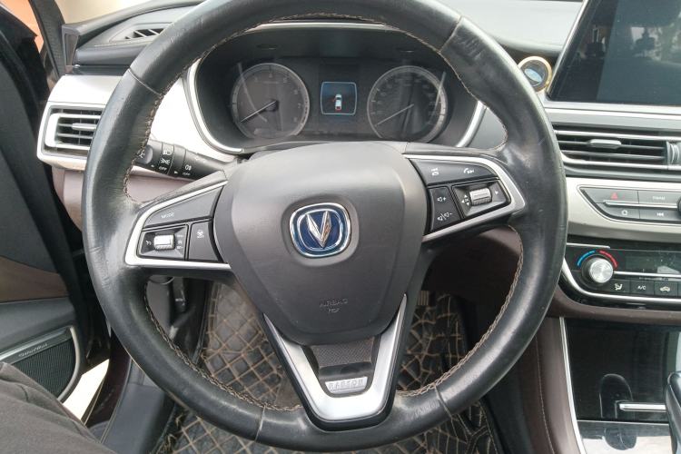 Used CHANGAN Raeton CC 2018 1.5T Automatic Elegant Version China V Standard Steering Wheel
