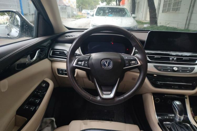 Used CHANGAN Raeton CC 2018 1.5T Automatic Zunya Model China V Standard Steering Wheel