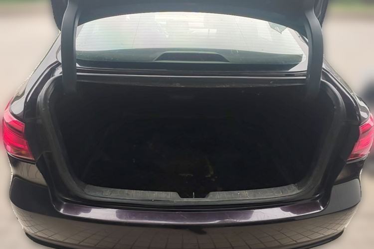 Used CHANGAN Raeton CC 2018 1.5T Automatic Zhiya Model China V Standard Trunk