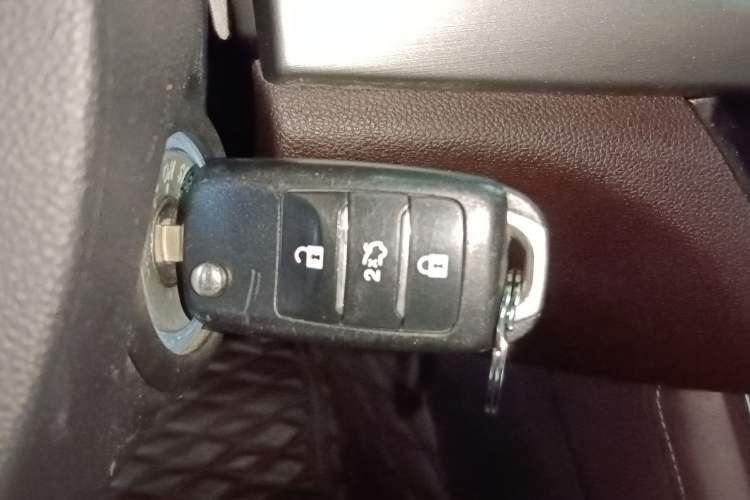 Used CHANGAN Raeton CC 2018 1.5T Manual Elegant Model China V Standard Vehicle Key
