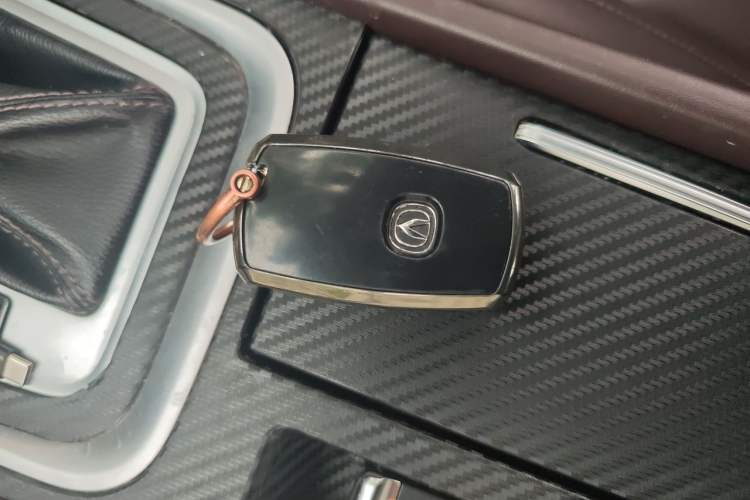Used CHANGAN Raeton CC 2018 1.5T Automatic Haoya Model China V Standard Vehicle Key