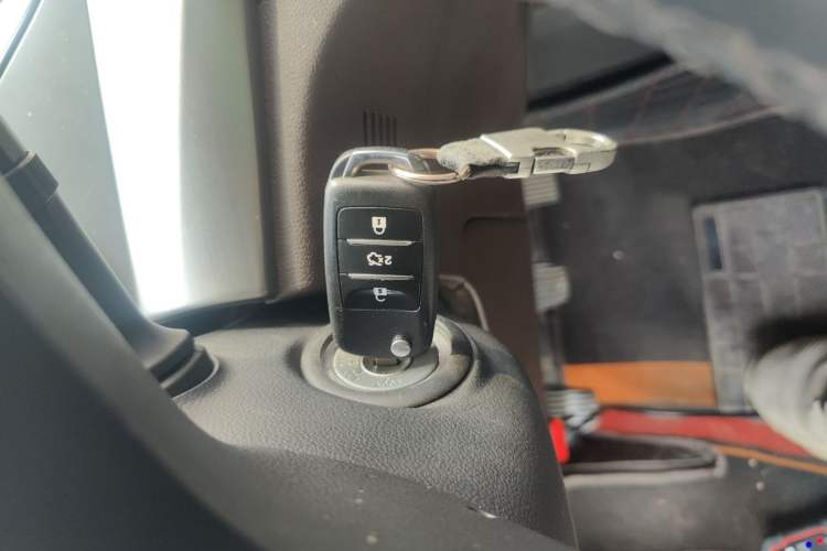 Used CHANGAN Raeton CC 2018 1.5T Manual Elegant Model China V Standard Vehicle Key