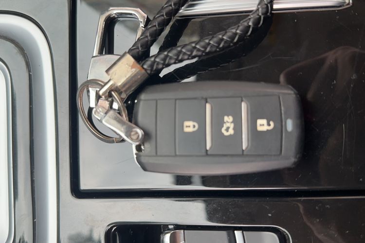 Used CHANGAN Raeton CC 2018 1.5T Automatic Haoya Model Guangmang Edition China V Standard Vehicle Key
