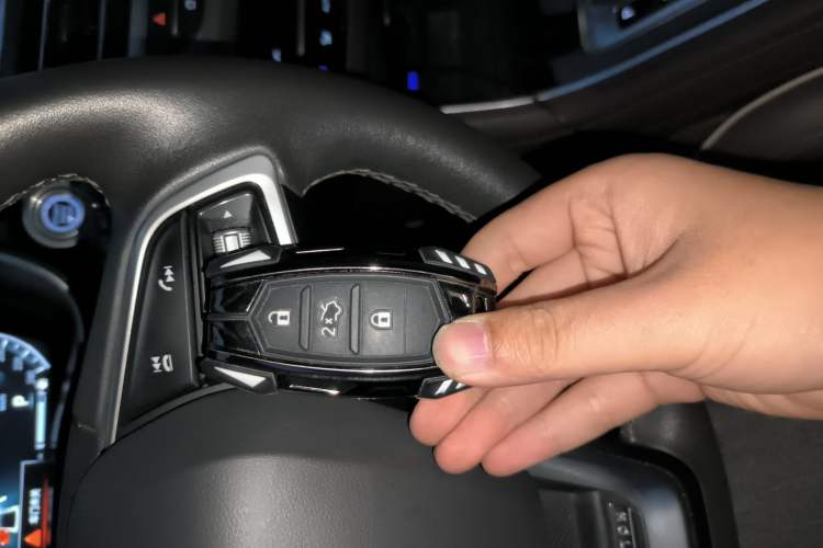Used CHANGAN Raeton CC 2018 1.5T Automatic Zhiya Model China V Standard Vehicle Key
