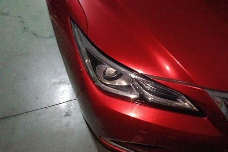 Used CHANGAN Raeton CC 2018 1.5T Manual Elegant Model China V Standard Right Front Headlight