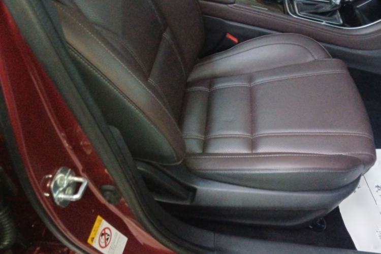 Used CHANGAN Raeton CC 2018 1.5T Automatic Zhiya Model China V Standard Right Front Seat