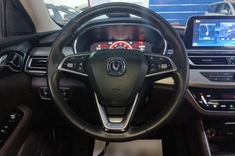Used CHANGAN Raeton CC 2018 1.5T Automatic Zhiya Model China V Standard Steering Wheel