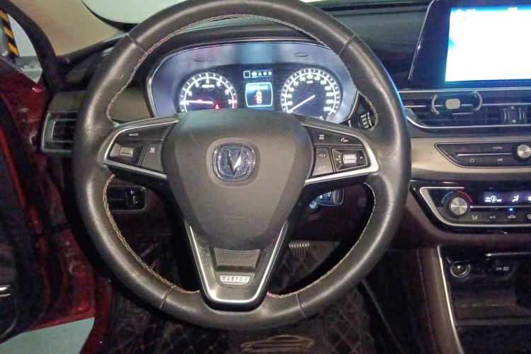 Used CHANGAN Raeton CC 2018 1.5T Manual Elegant Model China V Standard Steering Wheel