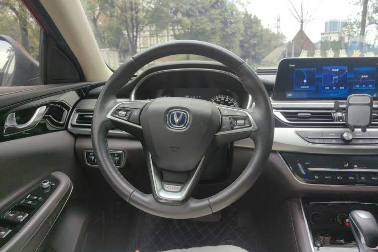 Used CHANGAN Raeton CC 2018 1.5T Automatic Haoya Model China V Standard Steering Wheel