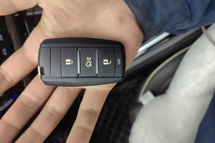 Used CHANGAN Raeton CC 2018 1.5T Automatic Haoya Model China V Standard Vehicle Key