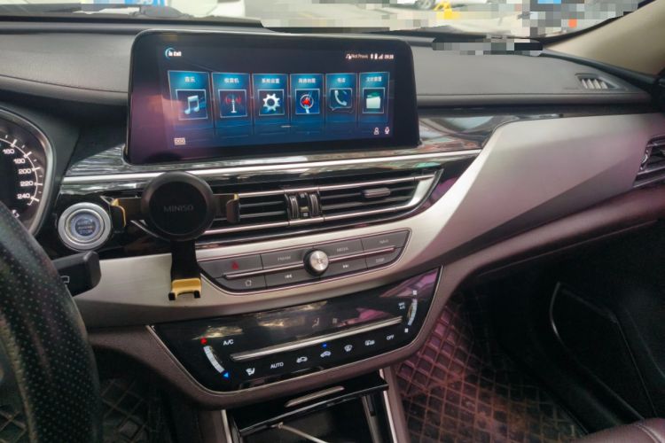 Used CHANGAN Raeton CC 2018 1.5T Automatic Haoya Model China V Standard Audio And AC Panel