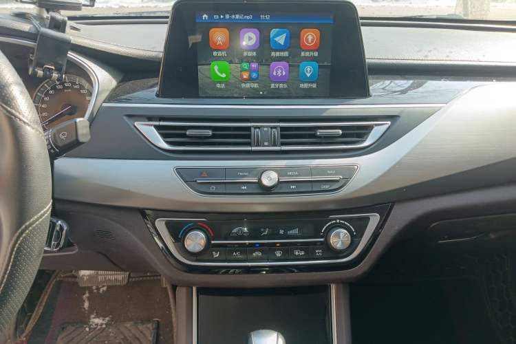 Used CHANGAN Raeton CC 2018 1.5T Automatic Elegant Version China V Standard Audio And AC Panel