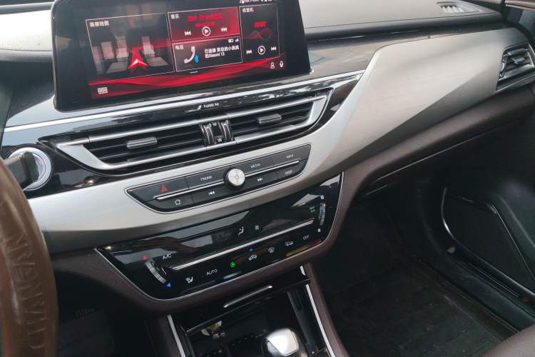 Used CHANGAN Raeton CC 2018 1.5T Automatic Zhiya Model China V Standard Audio And AC Panel