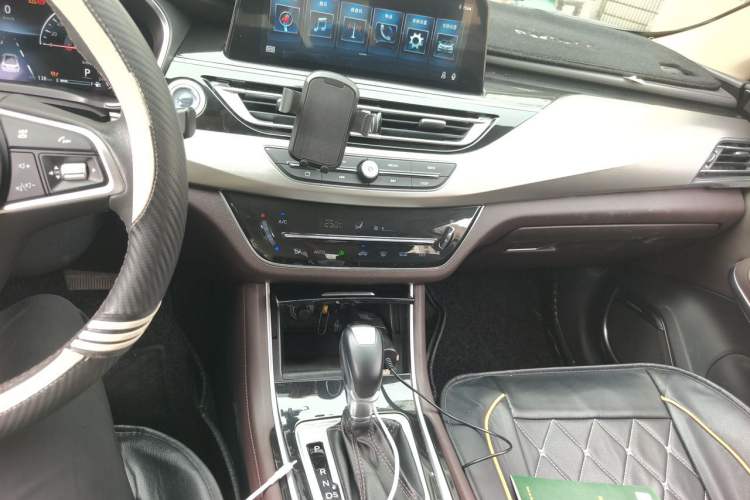Used CHANGAN Raeton CC 2018 1.5T Automatic Zhiya Model China V Standard Audio And AC Panel