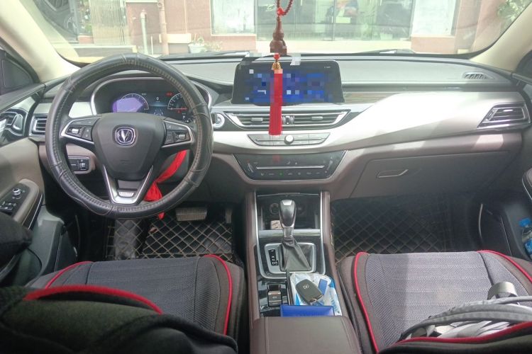 Used CHANGAN Raeton CC 2018 1.5T Automatic Zhiya Model China V Standard Center Console