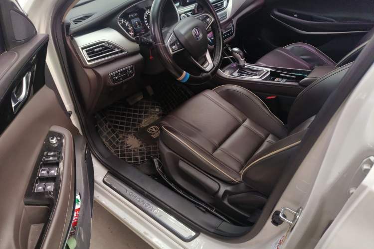 Used CHANGAN Raeton CC 2018 1.5T Automatic Haoya Model China V Standard Driver Seat