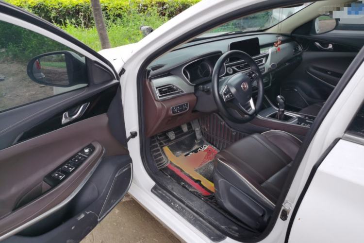 Used CHANGAN Raeton CC 2018 1.5T Manual Luxury Model China V Standard Driver Seat