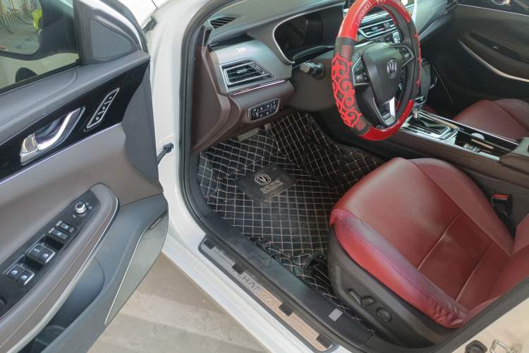 Used CHANGAN Raeton CC 2018 1.5T Automatic Zunya Model China V Standard Driver Seat
