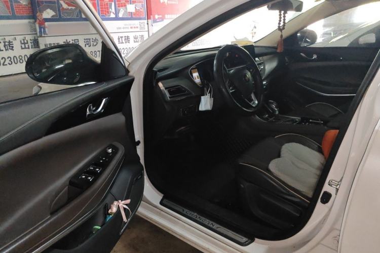 Used CHANGAN Raeton CC 2018 1.5T Automatic Haoya Model China V Standard Driver Seat