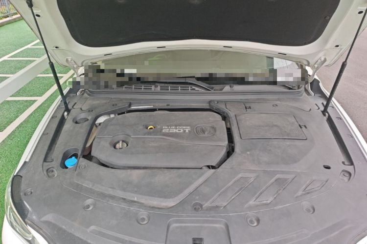 Used CHANGAN Raeton CC 2018 1.5T Automatic Zhiya Model China V Standard Engine Bay