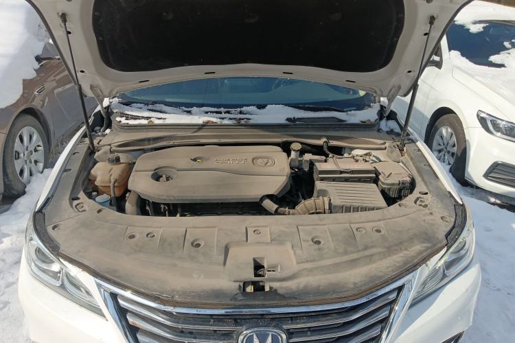 Used CHANGAN Raeton CC 2018 1.5T Automatic Elegant Version China V Standard Engine Bay