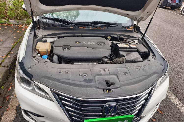 Used CHANGAN Raeton CC 2018 1.5T Automatic Haoya Model Guangmang Edition China V Standard Engine Bay