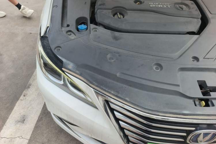 Used CHANGAN Raeton CC 2018 1.5T Automatic Zhiya Model China V Standard Engine Bay Right