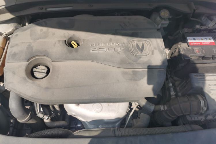 Used CHANGAN Raeton CC 2018 1.5T Automatic Elegant Starry Edition China V Standard Engine Bay