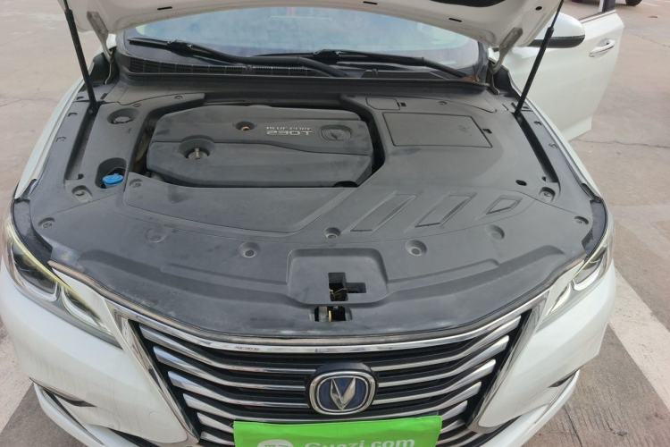 Used CHANGAN Raeton CC 2018 1.5T Automatic Zhiya Model China V Standard Engine Bay