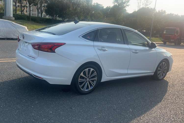 Used CHANGAN Raeton CC 2018 1.5T Automatic Haoya Model China V Standard Exterior 3
