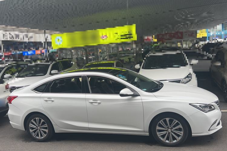 Used CHANGAN Raeton CC 2018 1.5T Automatic Zhiya Model China V Standard Exterior 3