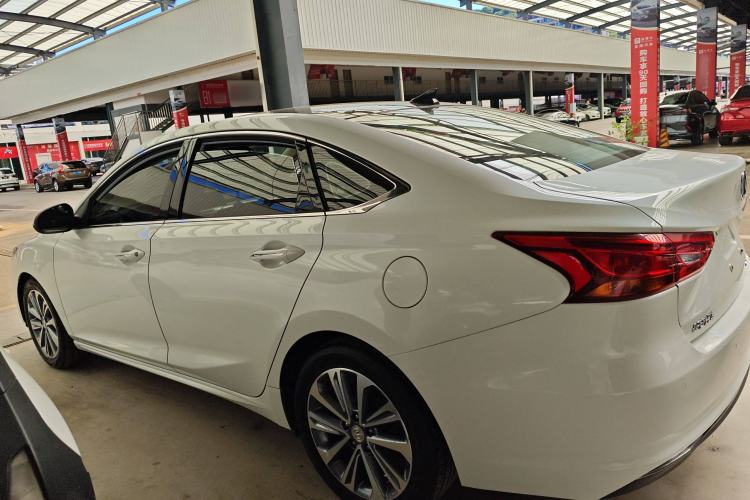 Used CHANGAN Raeton CC 2018 1.5T Automatic Haoya Model China V Standard Exterior 5