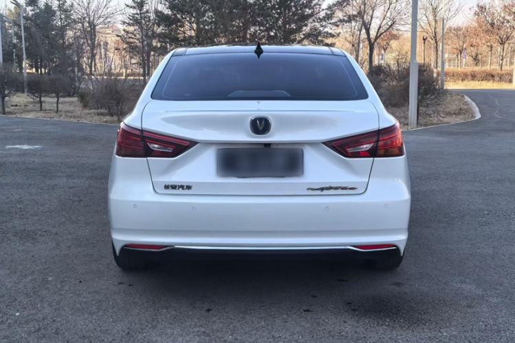 Used CHANGAN Raeton CC 2018 1.5T Automatic Elegant Starry Edition China V Standard Exterior 5