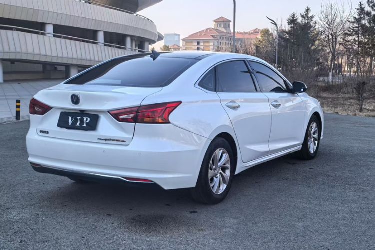 Used CHANGAN Raeton CC 2018 1.5T Automatic Elegant Starry Edition China V Standard Exterior 6