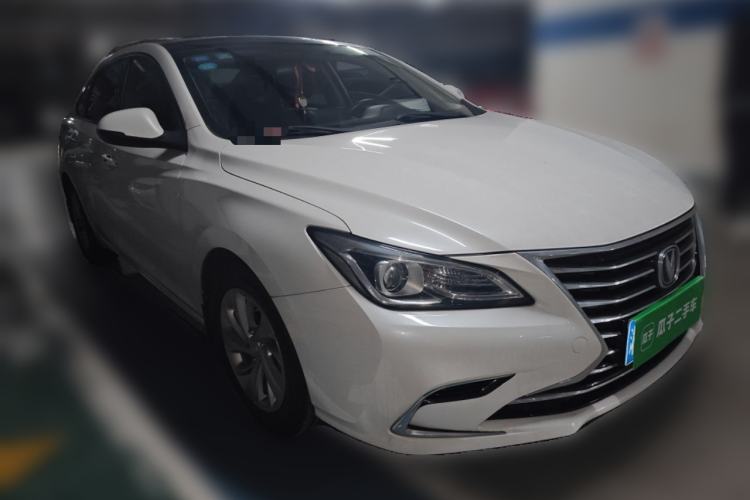 Used CHANGAN Raeton CC 2018 1.5T Automatic Elegant Starry Edition China V Standard Front Right 45 Deg