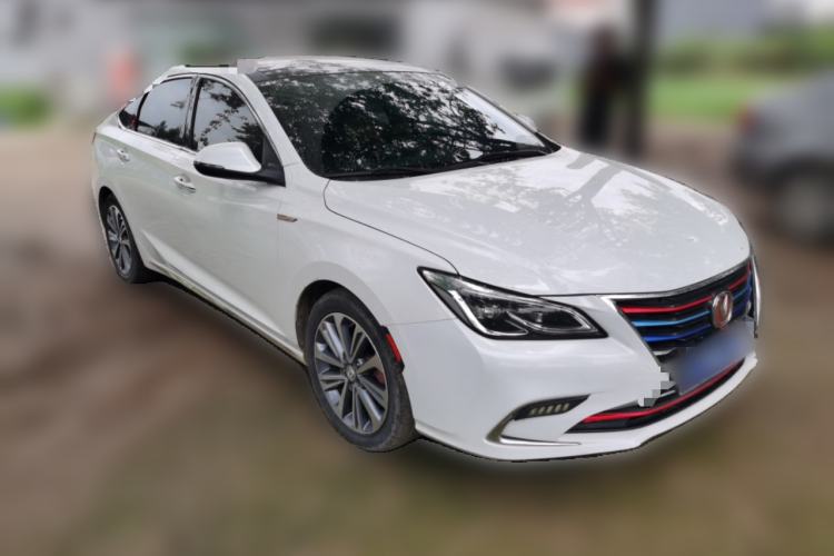 Used CHANGAN Raeton CC 2018 1.5T Manual Luxury Model China V Standard Front Right 45 Deg