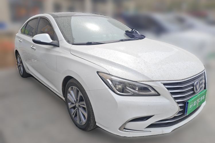 Used CHANGAN Raeton CC 2018 1.5T Manual Luxury Model China V Standard Front Right 45 Deg